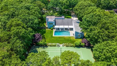 32 Emerson Pl, Sag Harbor, NY 11963