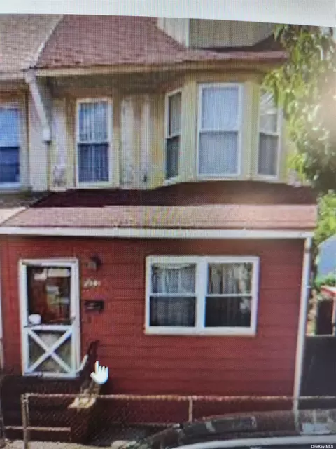 Undisclosed, Woodhaven, NY 11421