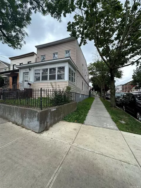 46-02 Junction Blvd, Corona, NY 11368