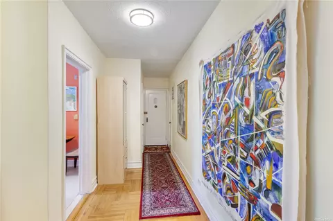 48-10 43 St #6H, Woodside, NY 11377