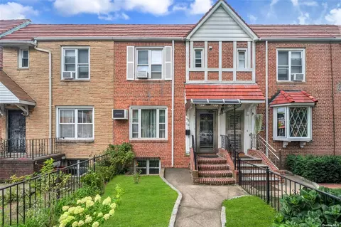 31-15 76th St, East Elmhurst, NY 11370