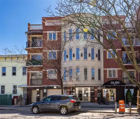 107-16 37th Avenue Apt 3dp Ave #3D+P, Corona, NY 11368