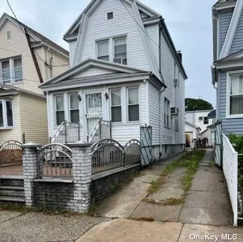 104-44 107th St, Ozone Park, NY 11417