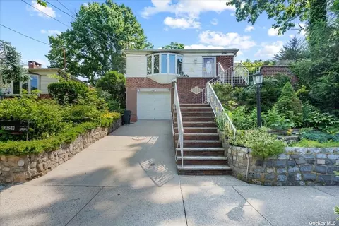 38-59 Douglaston Pkwy, Douglaston, NY 11363