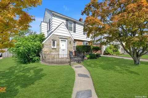 24-18 169th St, Whitestone, NY 11357