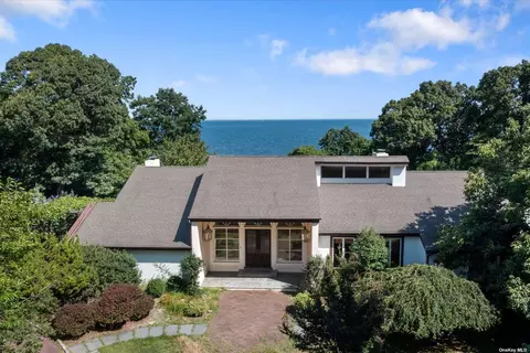 25 Harbor Beach Rd, Miller Place, NY 11764