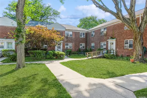 67-33 Bell Blvd #2, Bayside, NY 11364
