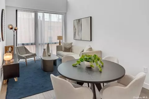 107-06 Queens Blvd #4D, Forest Hills, NY 11375