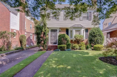 146-11 29th Ave, Flushing, NY 11354