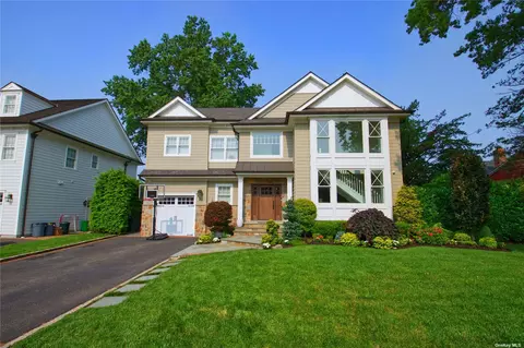 172 Kildare Rd, Garden City, NY 11530