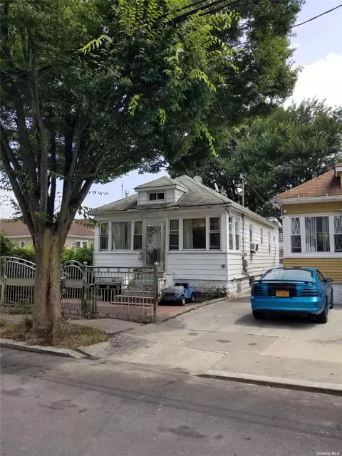 2848 Wickham Ave, Bronx, NY 10469