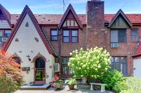 29-08 201st St, Bayside, NY 11360