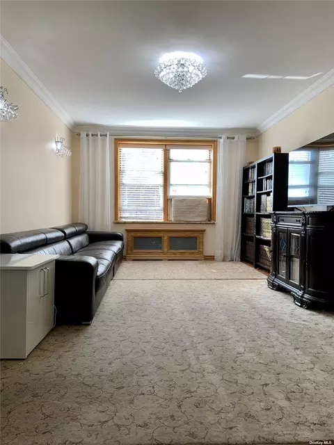64-35 Yellowstone Blvd #2M, Forest Hills, NY 11375