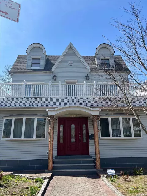35-14 155th St, Flushing, NY 11354