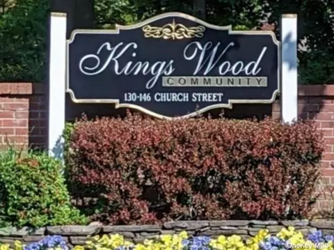 136 Church St #2D, Kings Park, NY 11754