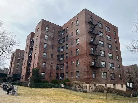 2518 Union St #6C, Flushing, NY 11354