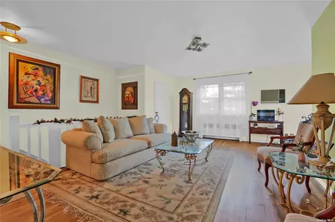 226-27 Union Tpke #B, Bayside, NY 11364