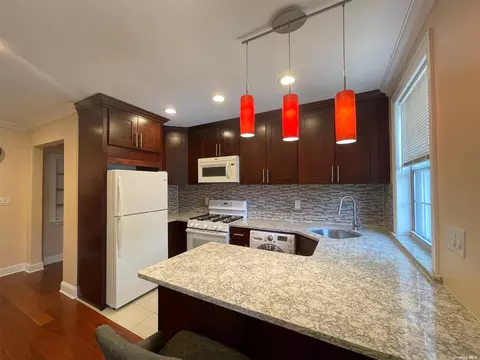 135-18 77th Ave #8E, Kew Garden Hills, NY 11367