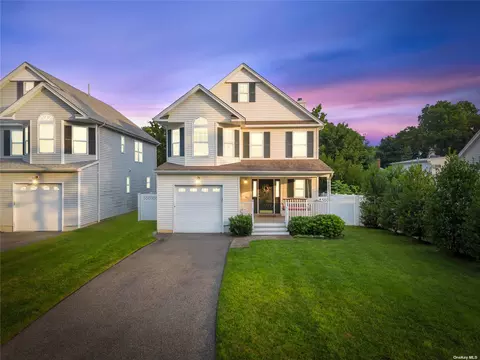 120 Franklin Ave, East Northport, NY 11731