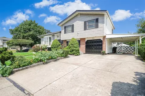 169 Bark Ave, Central Islip, NY 11722