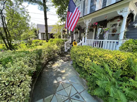 11 S Summit Ave, Patchogue, NY 11772 photo 1