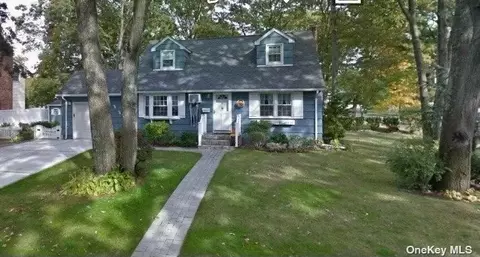 1709 Porter Pl, North Bellmore, NY 11710
