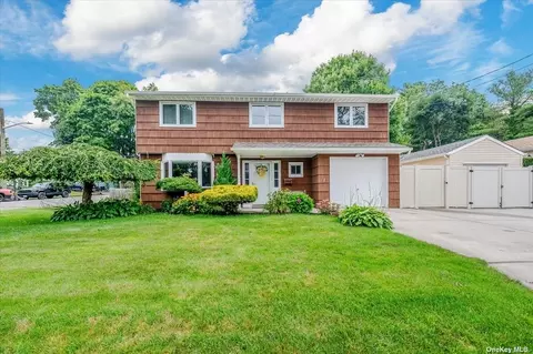 373 Silver St, West Babylon, NY 11704