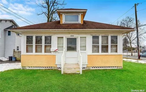 1830 Union Blvd, Bay Shore, NY 11706