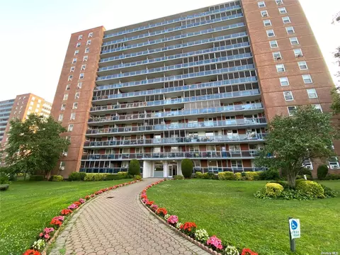 97-37 63 Rd #14E, Rego Park, NY 11374