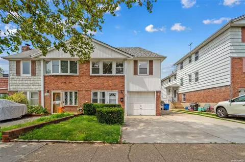 57-54 Cloverdale Blvd, Flushing, NY 11364