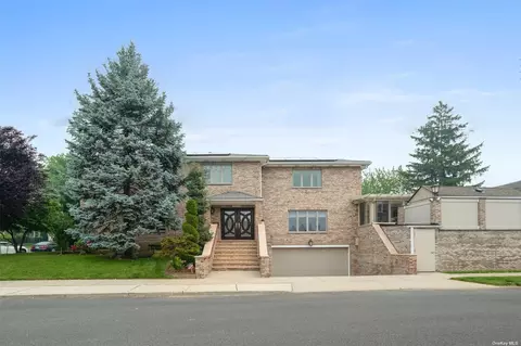 147-04 8th Ave, Whitestone, NY 11357