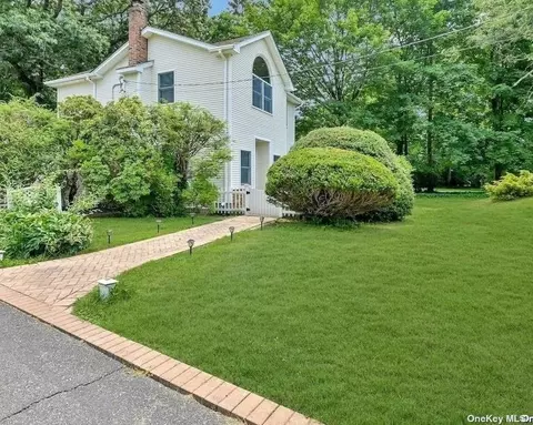 69 Astor Ave, Saint James, NY 11780