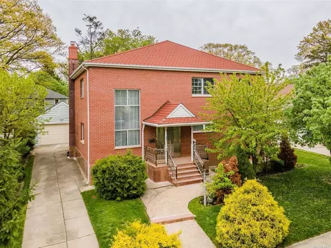 82-27 Bell Blvd, Queens Village, NY 11427