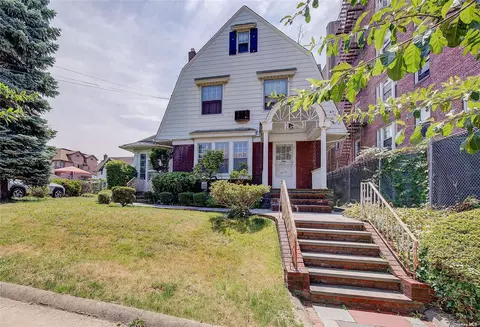 108-12 69th Ave, Forest Hills, NY 11375