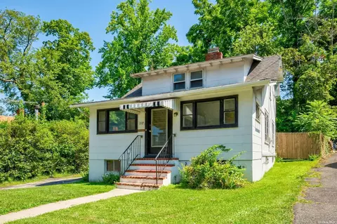 1207 Main St, Port Jefferson, NY 11777