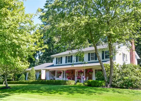 11 Zophar Mills Rd, Wading River, NY 11792