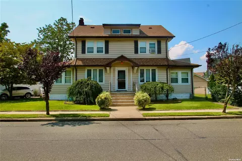 185 Rocklyn Ave, Lynbrook, NY 11563