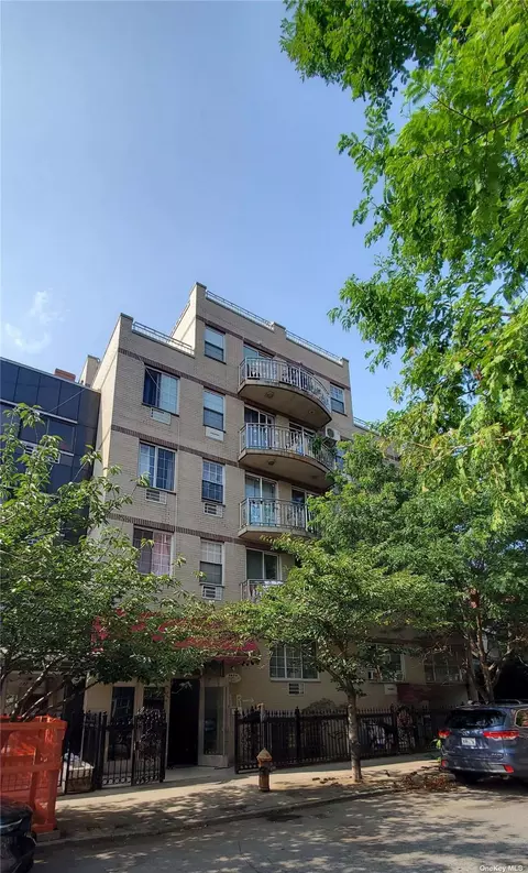 132-39 Pople Ave #3D, Flushing, NY 11355