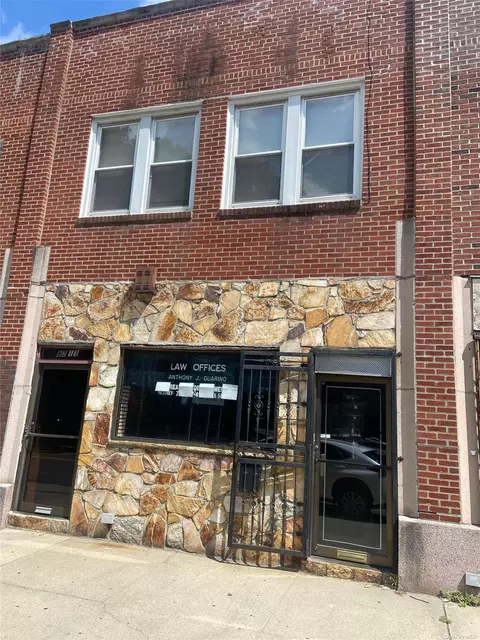 87-13 Myrtle Ave, Glendale, NY 11385