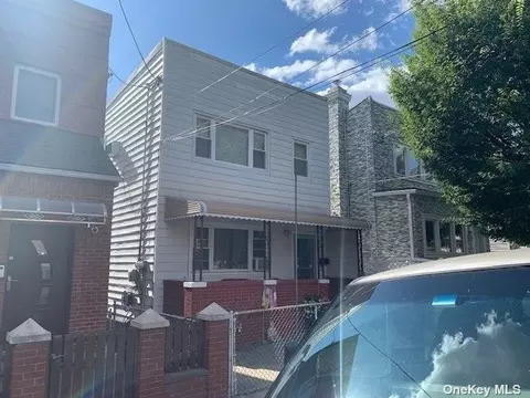 53-24 72nd St, Maspeth, NY 11378