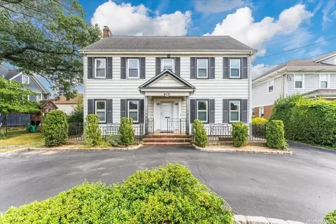 415 W Broadway, Cedarhurst, NY 11516