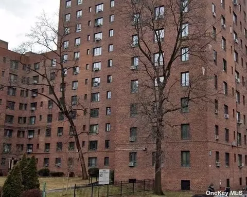 1591 Metropolitan Ave #3E, Bronx, NY 10462