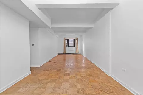 99-05 58 Ave #LE, Corona, NY 11368