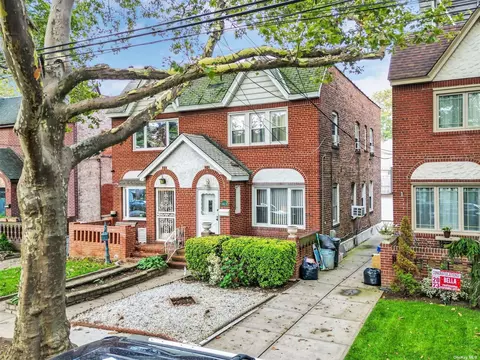 133-17 83rd St, Ozone Park, NY 11417