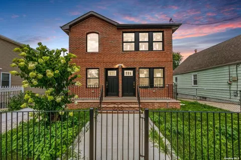 104-30 219th St, Queens Village, NY 11429