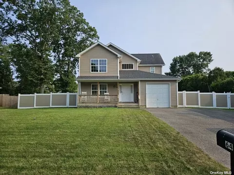 64 Chanel Dr E, Shirley, NY 11967
