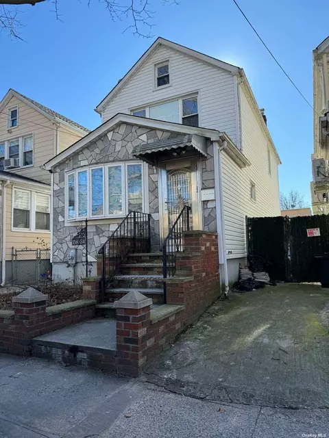 158-34 75th Ave, Flushing, NY 11366 photo 1