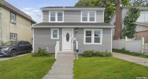 163 Yale St, Hempstead, NY 11550