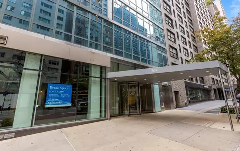 207 E 57th St #16B, New York, NY 10022