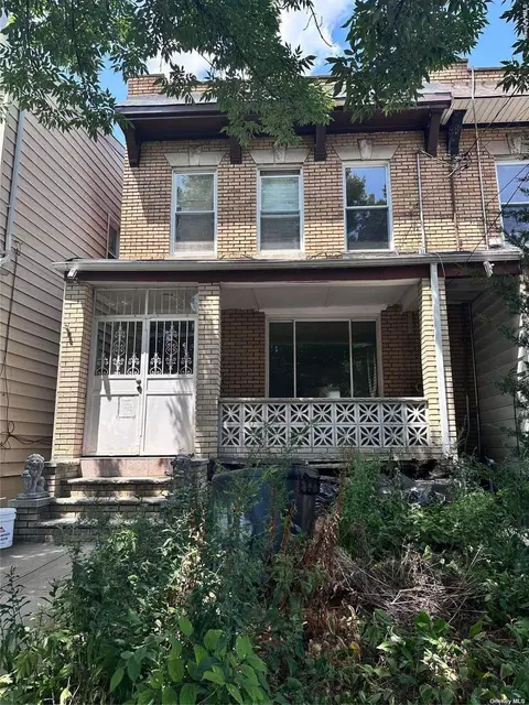 89-11 91st Ave, Woodhaven, NY 11421